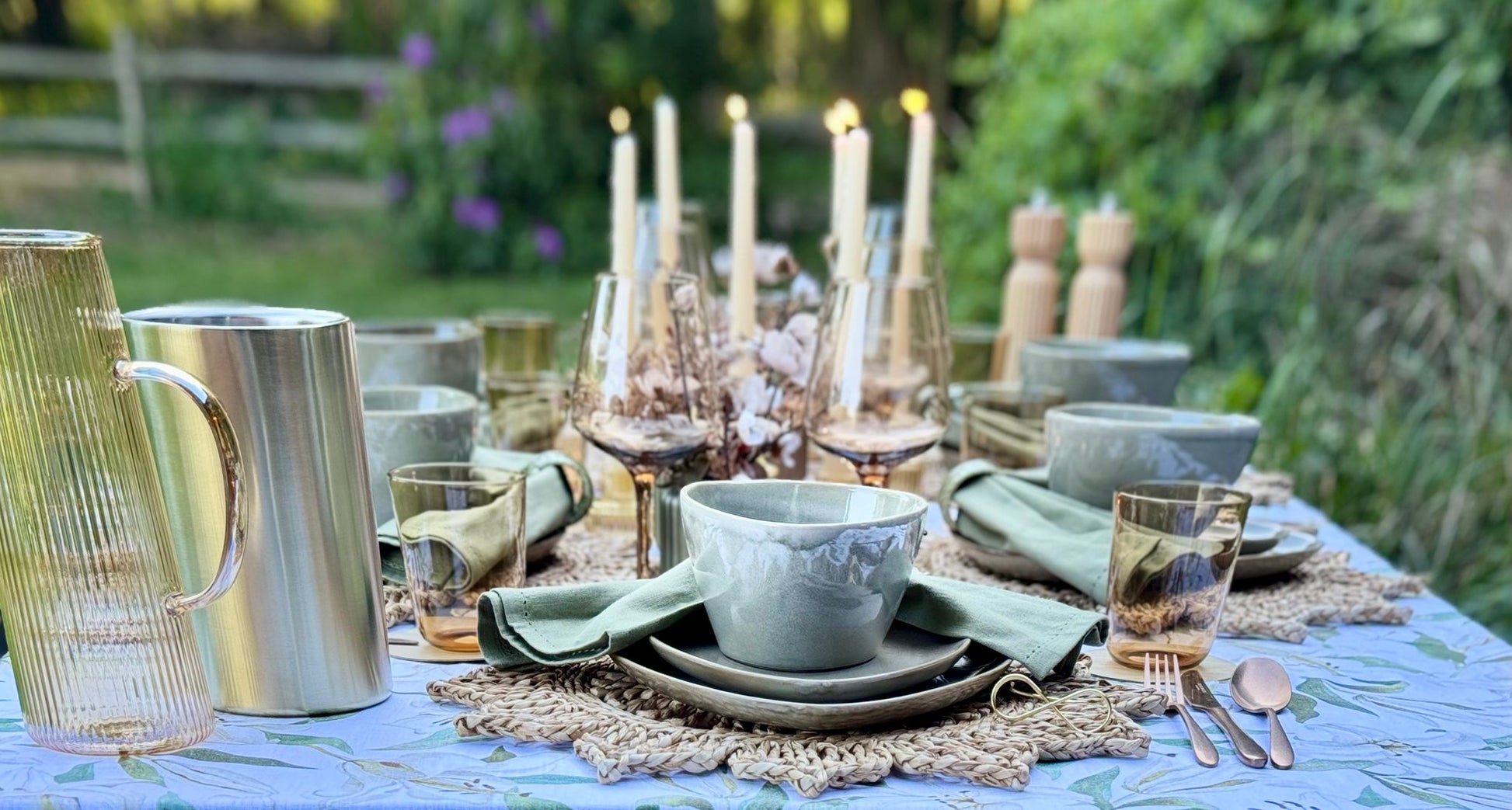 Complete Natural Collection rental kit with crockery, linens, and decorative accents ready for delivery